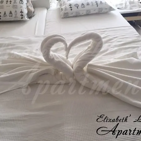 Beachfront Luxury Elizabeth, Apartament *