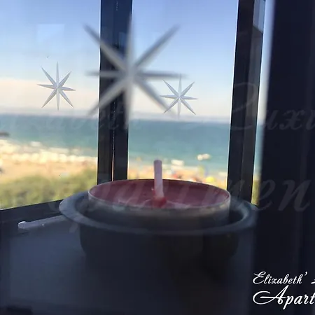 Apartament Beachfront Luxury Elizabeth,