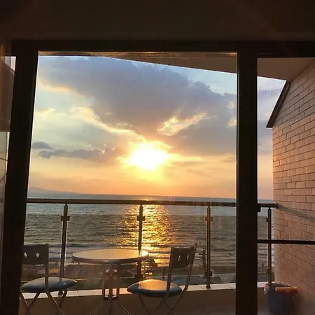 Beachfront Luxury Elizabeth, Apartament *