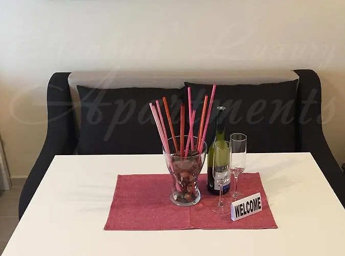 Beachfront Luxury Elizabeth, Apartamento Pomorie