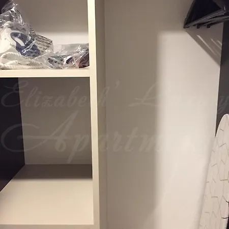 Beachfront Luxury Elizabeth, * 포마리