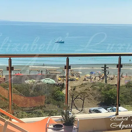 Beachfront Luxury Elizabeth, Appartement Pomorie
