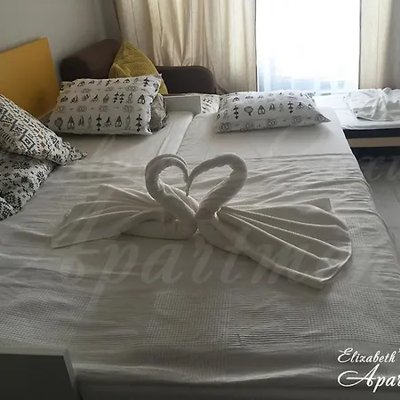 Beachfront Luxury Elizabeth, 아파트