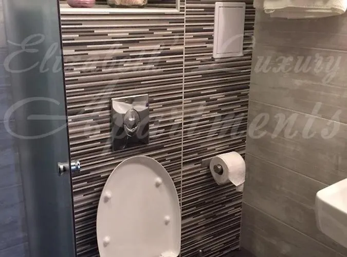 Апартамент Beachfront Luxury Elizabeth, *