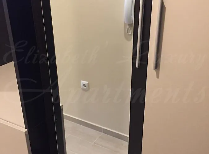 Beachfront Luxury Elizabeth, Apartmán