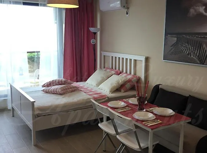 Beachfront Luxury Elizabeth, Apartmán *