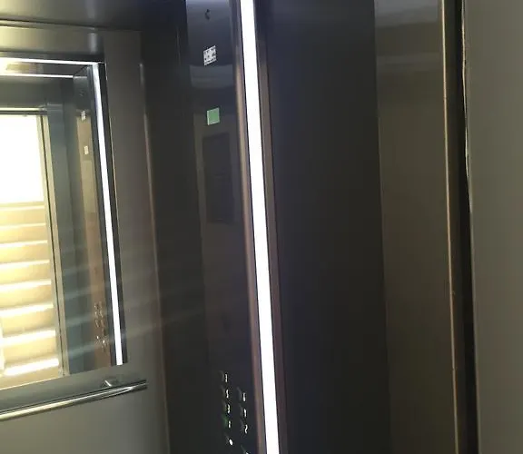 Beachfront Luxury Elizabeth, * Pomorie